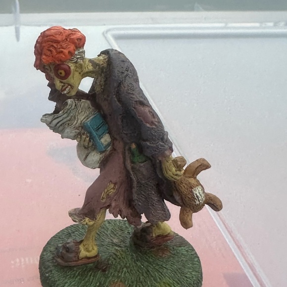 Department 56 Sleepless Walking Figurine - Orange and White - Picture 5 of 5